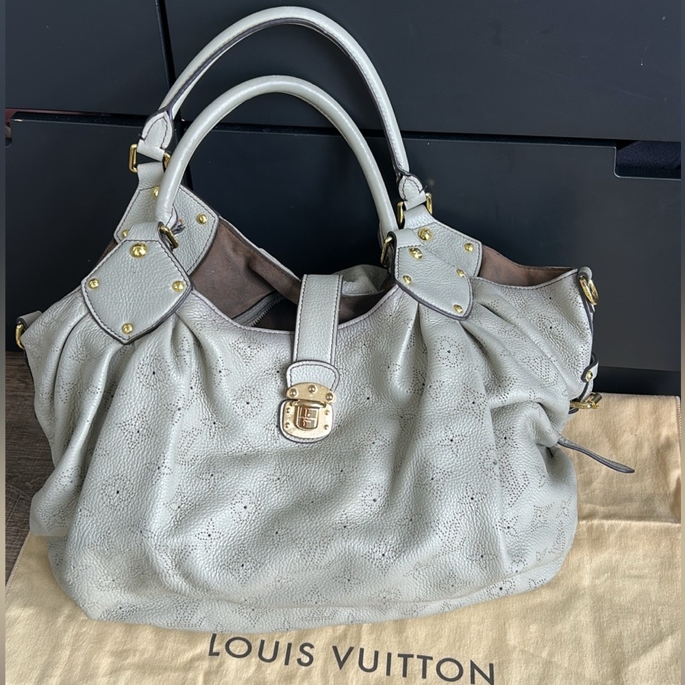 Louis Vuitton Mahina XL Leather Bag - Picture 1 of 13